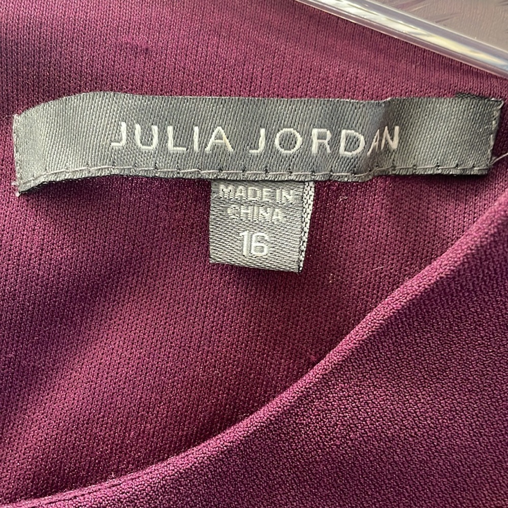 Jumpsuit - Picture 6 of 8